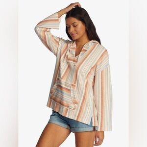 ROXY | women’s waves and rays striped poncho | size large
